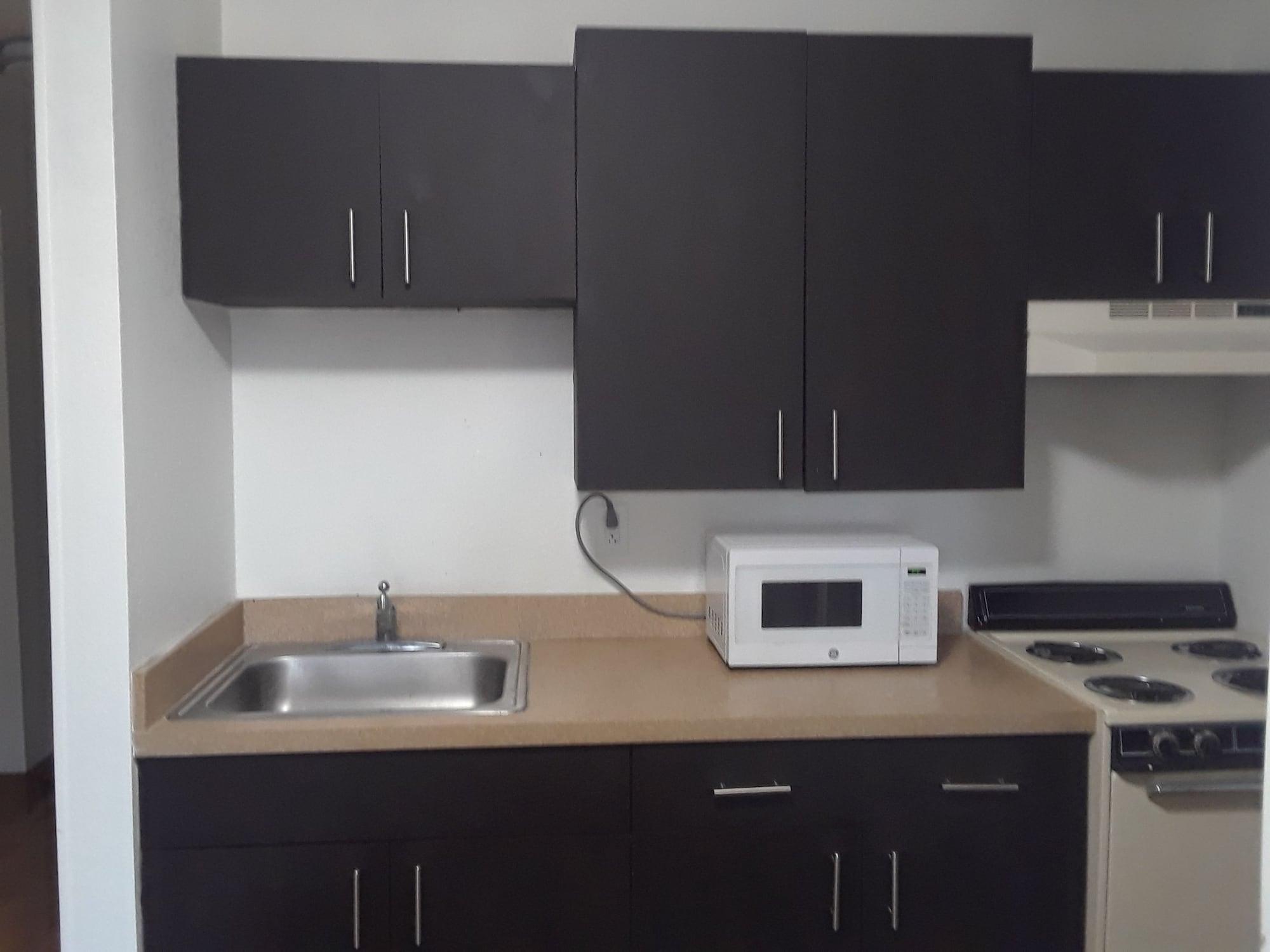 Welcome Suites Hazelwood Extended Stay Hotel Esterno foto